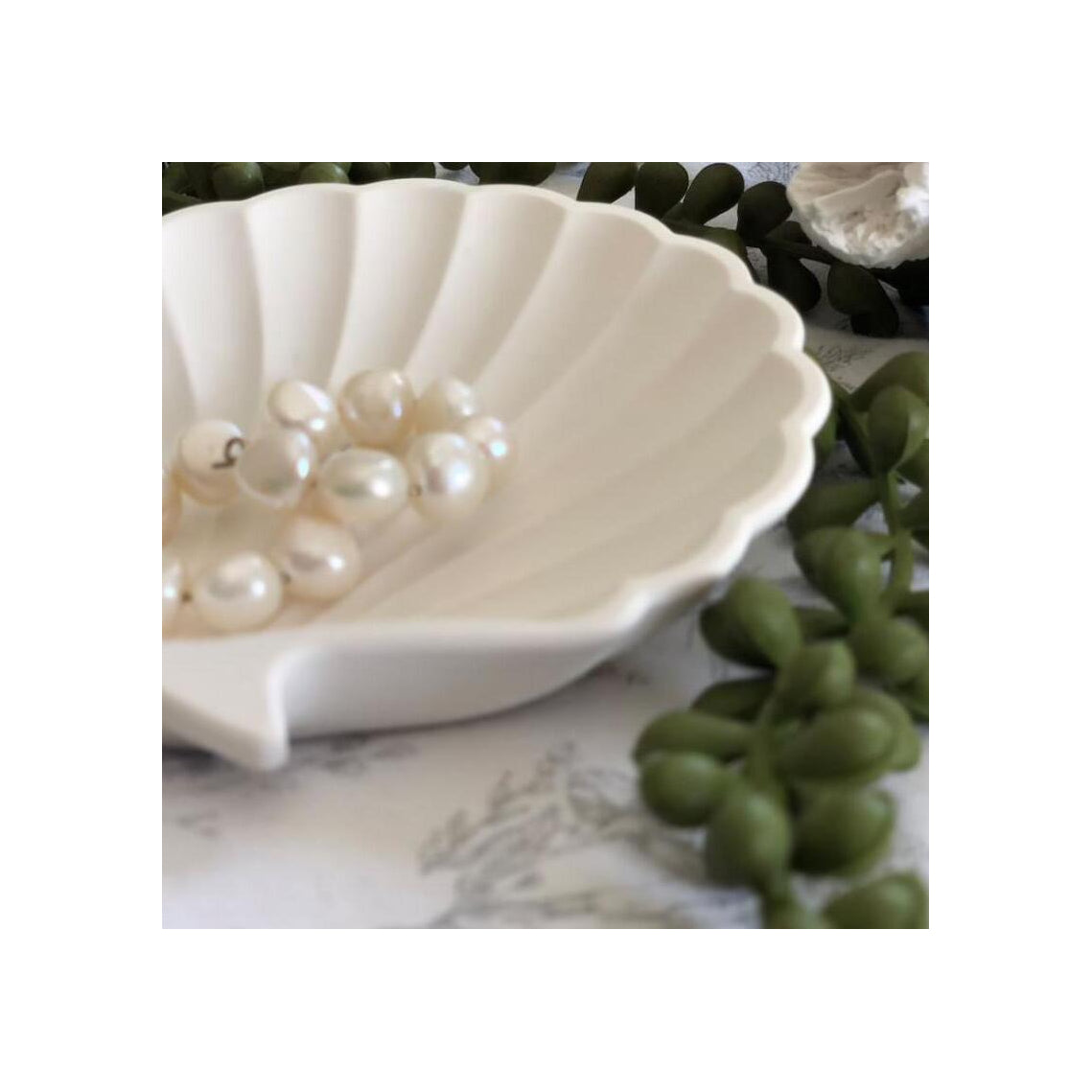 Eco-Friendly Handmade Decorative Seashell shape Dish in Terracotta