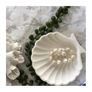 Shell design decorative Dish (White color)